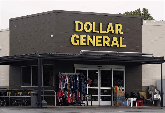 Dollar general store outside